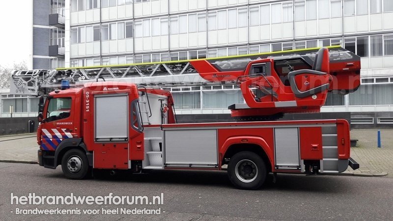 05-3151 Autoladder