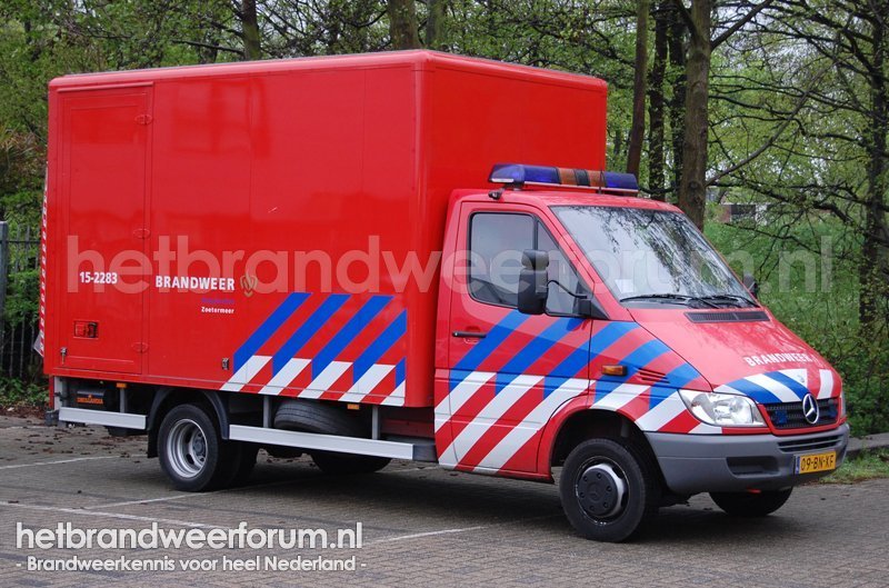 15-2283 Vrachtwagen