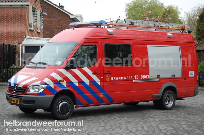 15-9063 Snel interventie voertuig