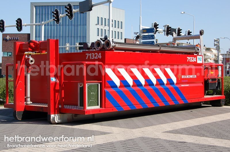 71 324 Tankwaterhaakarmbak