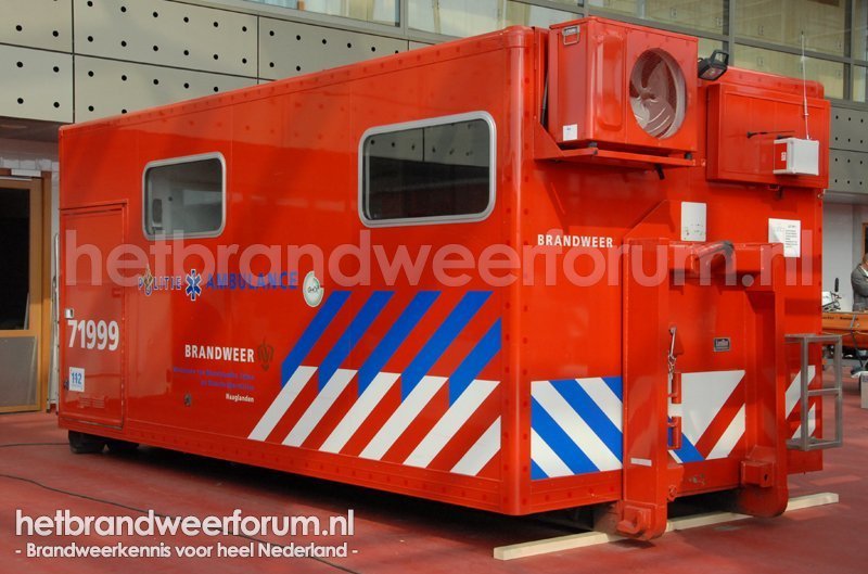 71 999 Commandohaakarmbak