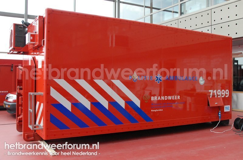 71 999 Commandohaakarmbak