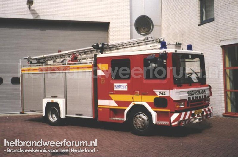 742 Tankautospuit
