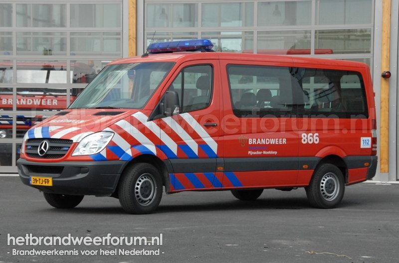 866 Dienstbus