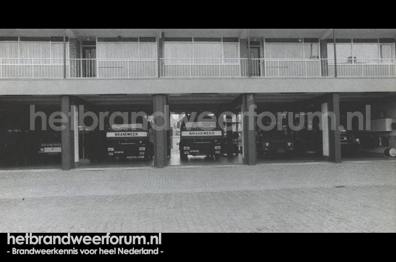 Plaspoelstraat 48, te Leidschendam