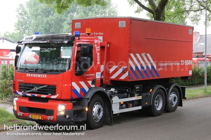 13-9088 Haakarmvoertuig
