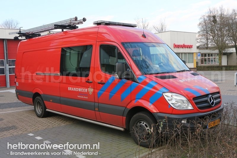 PM-Uden Personen/Materialenvoertuig