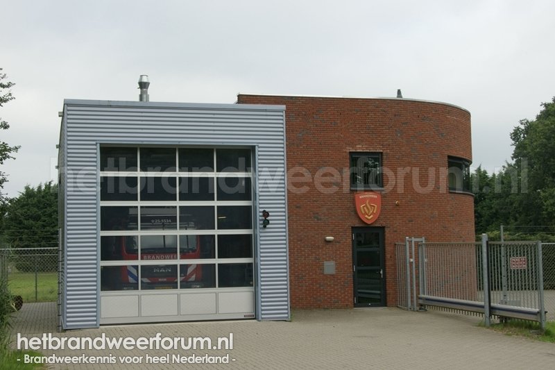 Randweg 11, te Swifterband