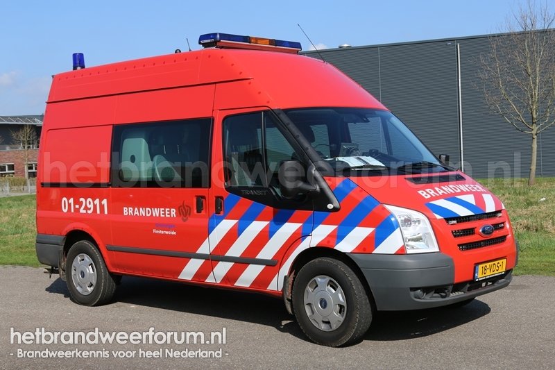 01-2911 Personeels/Materiaalwagen