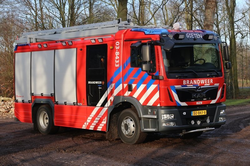 03-8433 Tankautospuit