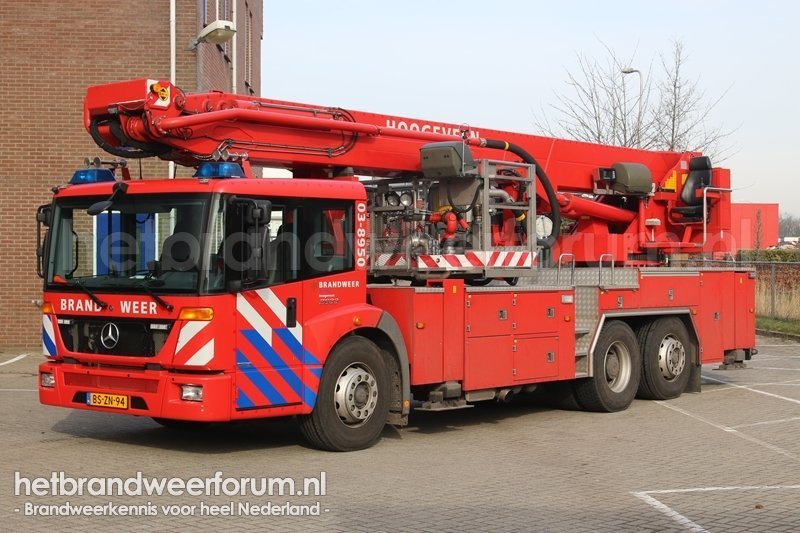 03-8950 Hoogwerker