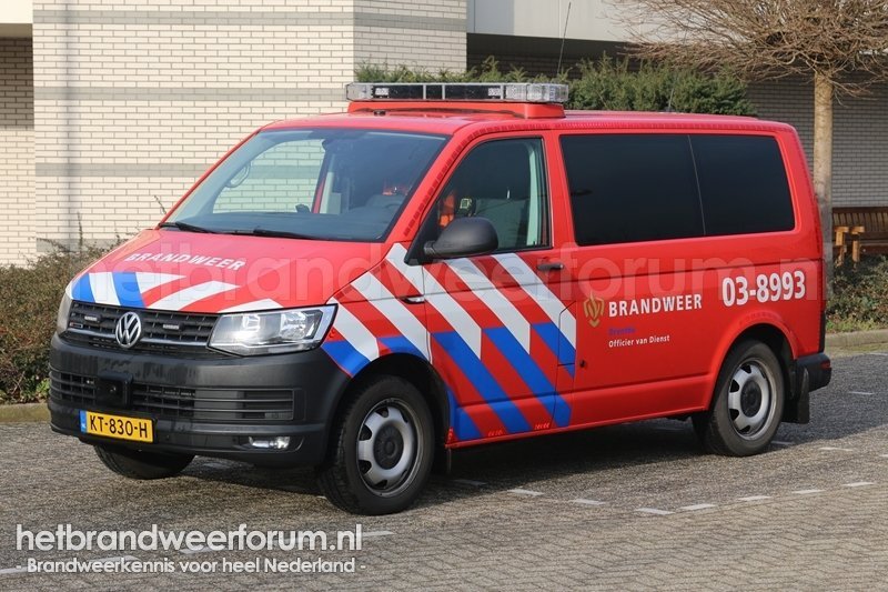 03-8993 Dienstbus