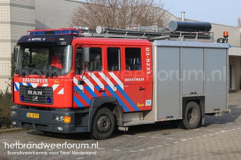 03-9231 Tankautospuit