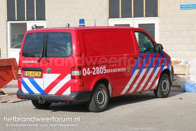 04-2805 Personeels/Materiaalvoertuig