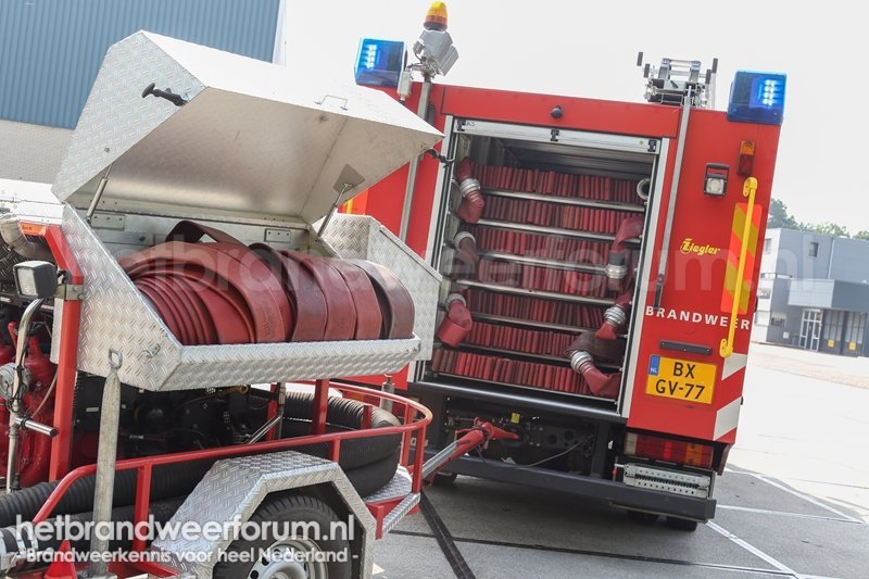 05-2462 Personeels/Materiaalwagen