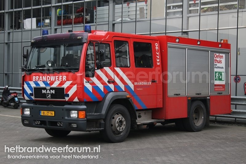 06-7733 Tankautospuit