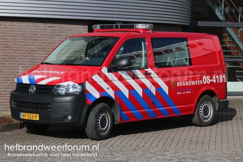 08-4181 Personeels/Materiaalvoertuig