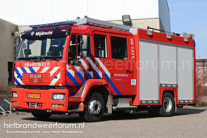 09-1332 Tankautospuit