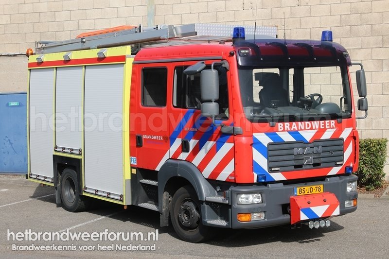 09-Hulpverleningsvoertuig