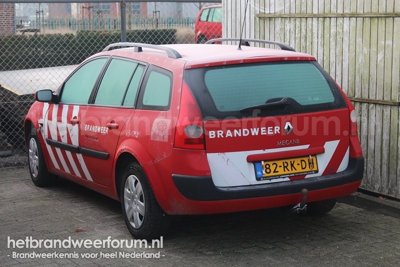 18-6801 Dienstauto (82-RK-DH)