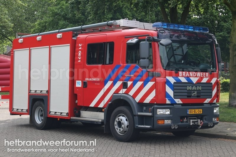 21-0671 Hulpverleningsvoertuig