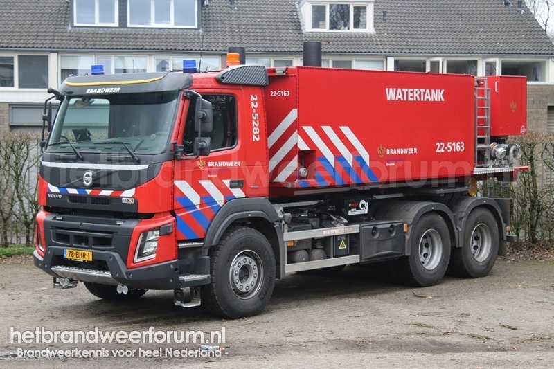 22-5282 Haakarmvoertuig