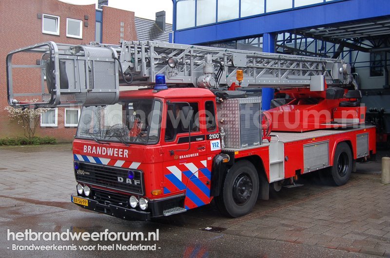 555 Autoladder