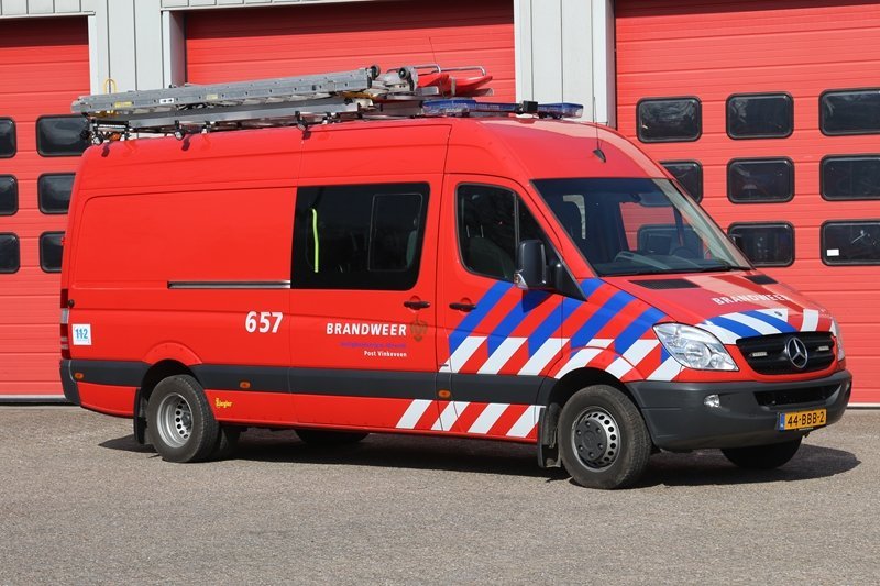 657 Personeels/Materiaalvoertuig