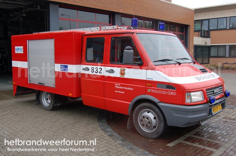 832 Tankautospuit