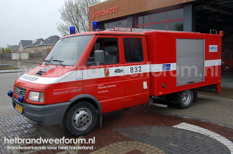 832 Tankautospuit