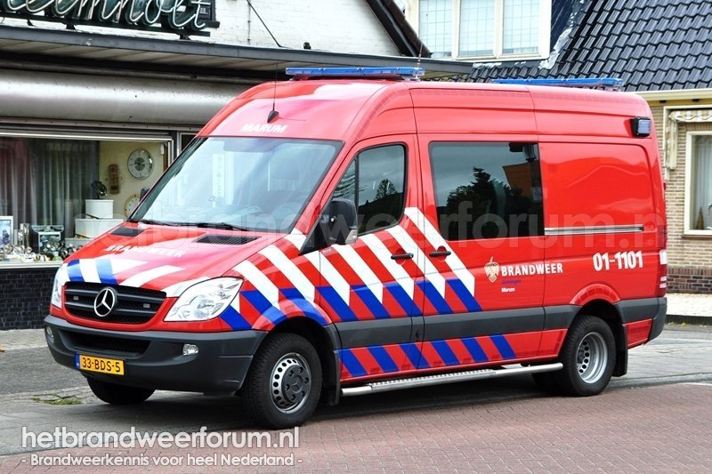 01-1101 Personeels/Materiaalvoertuig