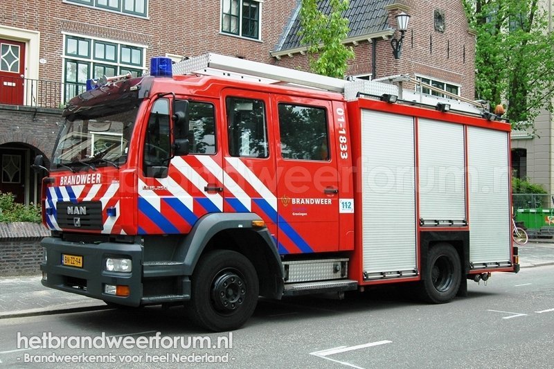 01-1833 Tankautospuit