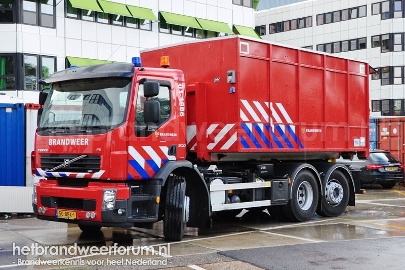 01-1886 Haakarmvoertuig