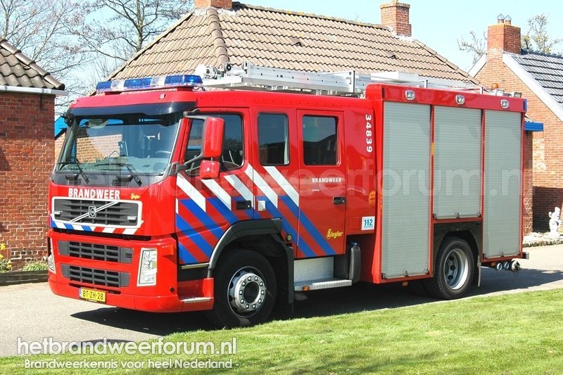 01-2432 Tankautospuit