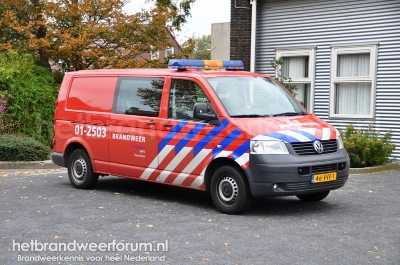 01-2503 Personeels/Materiaalvoertuig