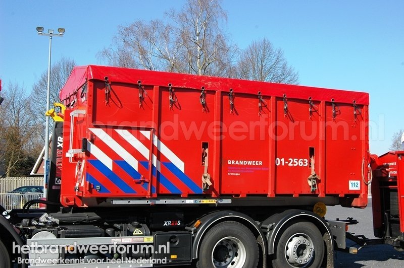 01-2563 Slangenhaakarmbak