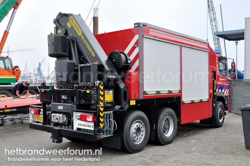 01-3071 Hulpverleningsvoertuig