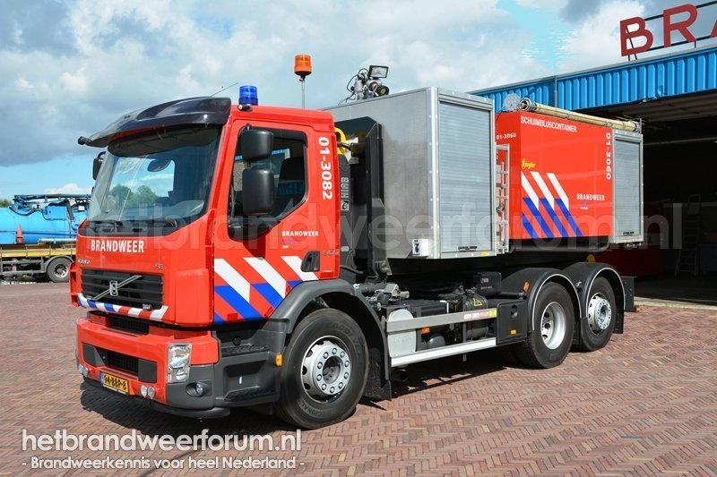 01-3082 Haakarmvoertuig