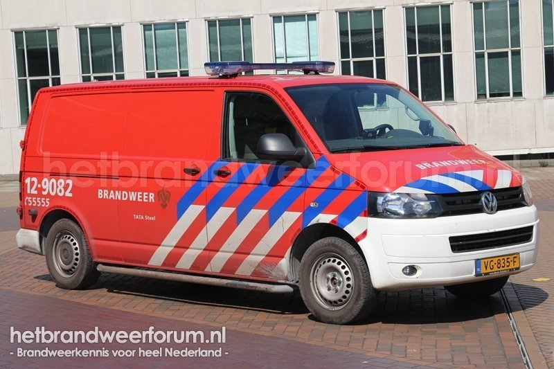 12-9082 Personeels/Materiaalvoertuig