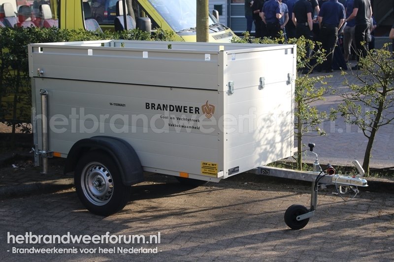 14-11OMA Oefen Materialen Aanhanger