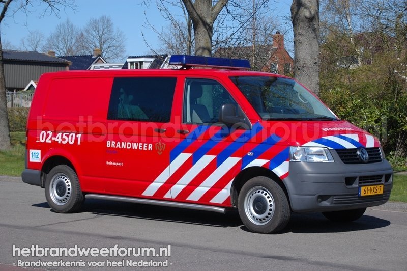 02-4501 Personeels/Materiaalvoertuig