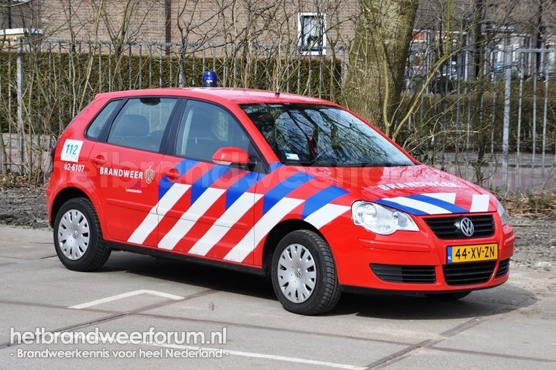 02-6107 Dienstauto (44-XV-ZN)