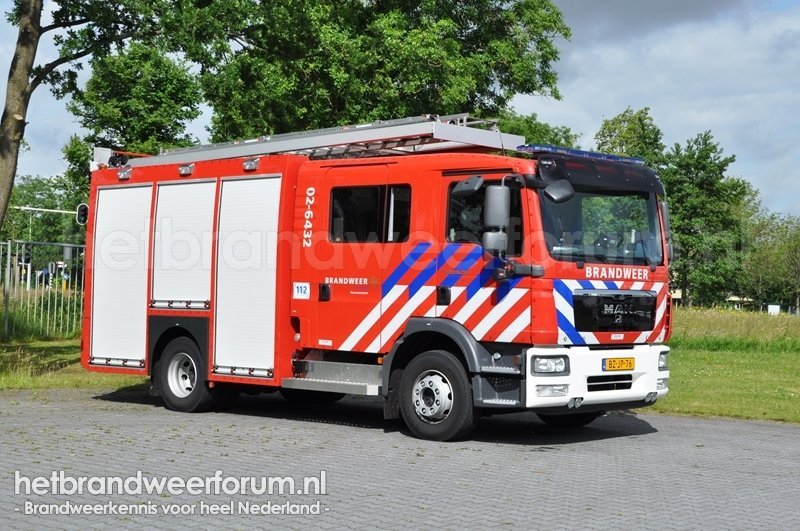 02-6432 Tankautospuit
