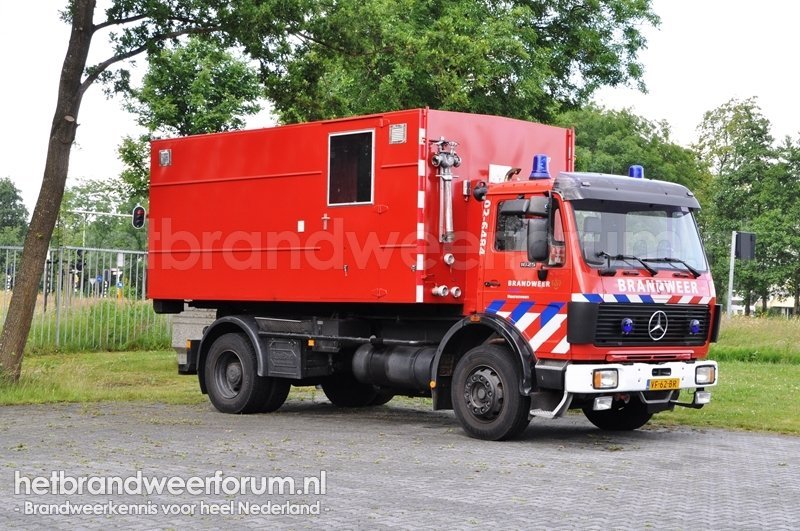 02-6484 Haakarmvoertuig (VF-62-BR)