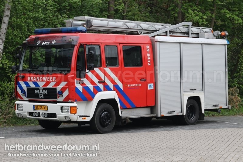 09-8432 Tankautospuit