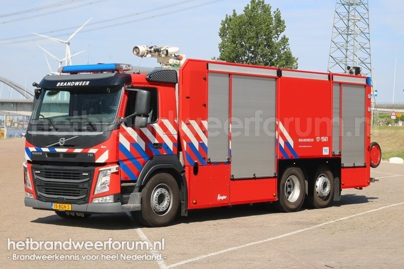 17-1561 Autospuit