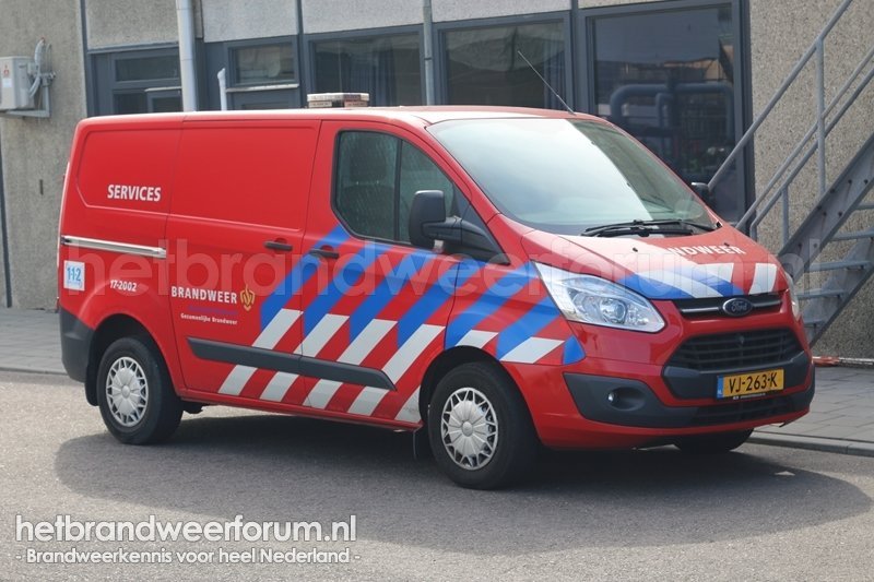 17-2002 Personeels/Materiaalvoertuig