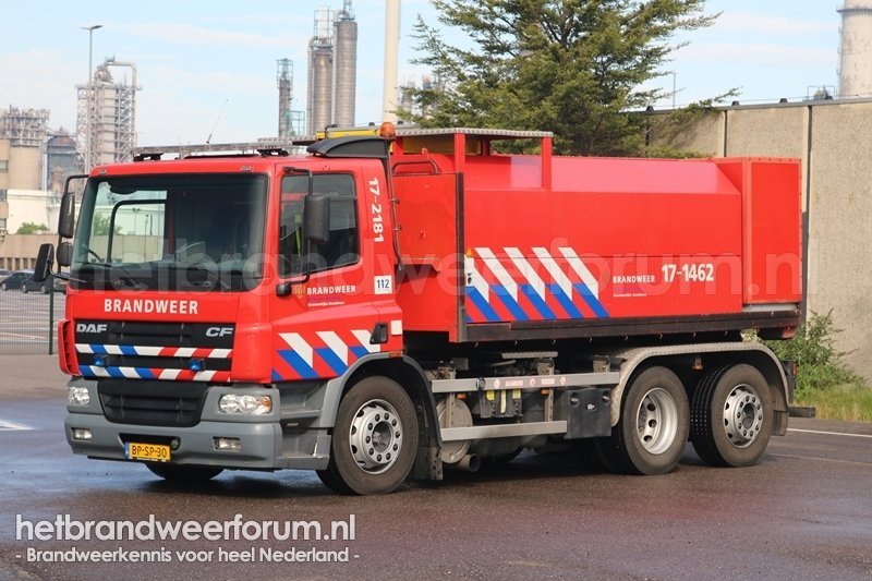 17-2181 Haakarmvoertuig