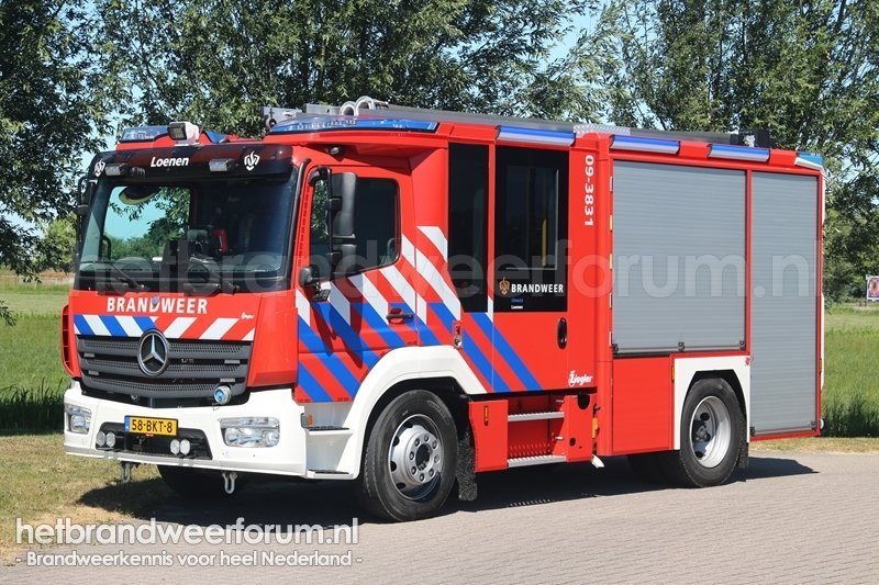 09-3831 Tankautospuit