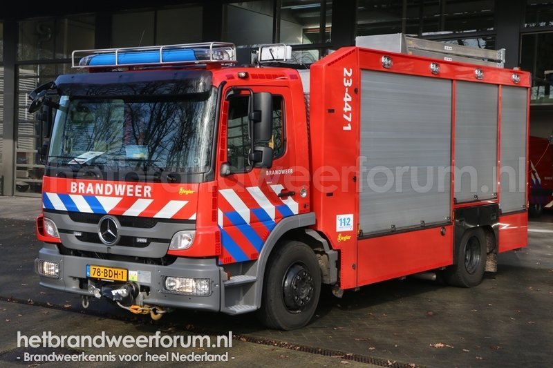 23-4471 Hulpverleningsvoertuig